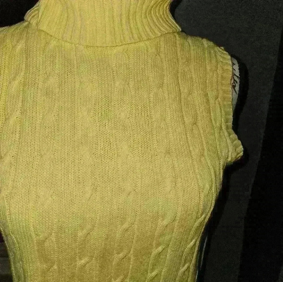 Pierre Cardin Womans Turtleneck Sleeveless Cable Knit Sweater Size S - Picture 5 of 11